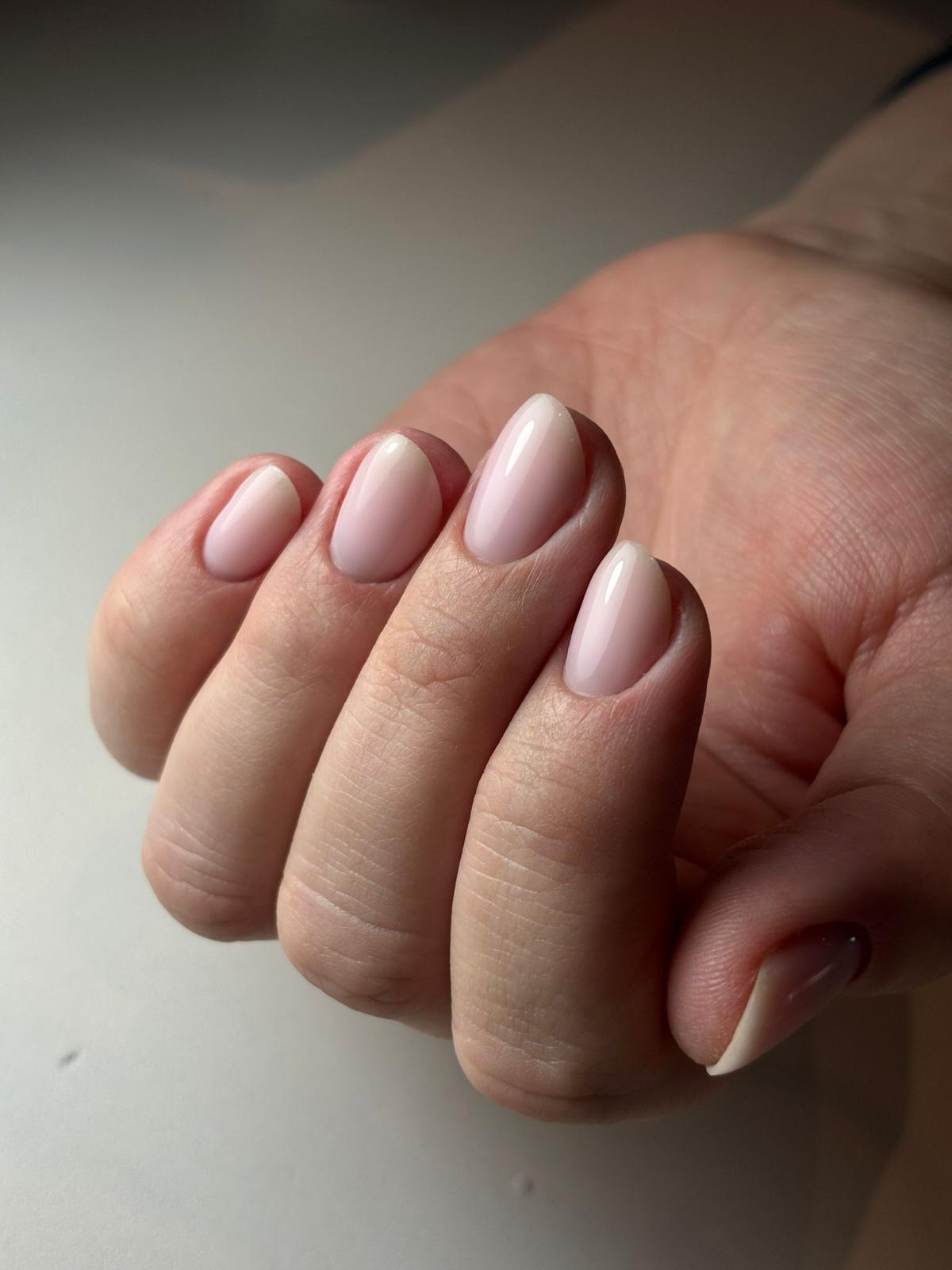 Manucure baby boomer